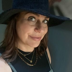 Meet your Posher, Georgette